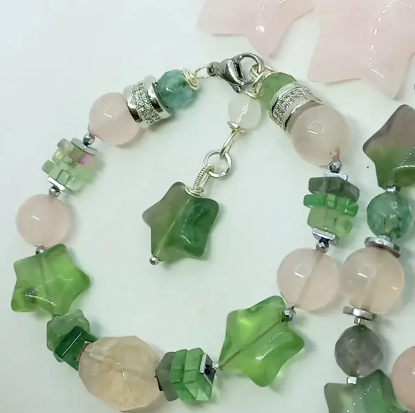 2817 Florit Kuvars Hematit Zirkon çelik aparatlı el yapımı bileklik