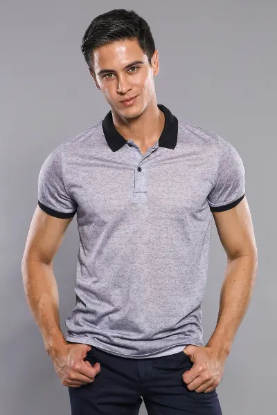 Çiçek Desenli Polo Yaka Gri T-shirt | Wessi
