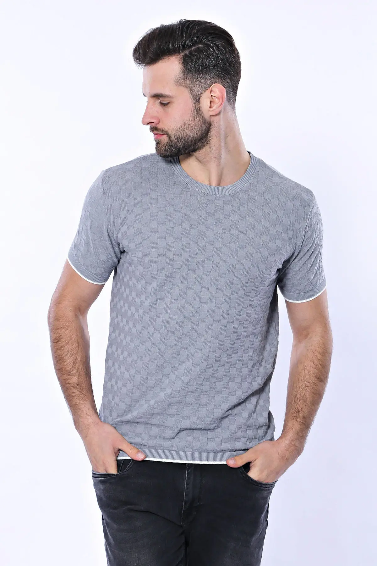 Kendinden Desenli Örme Gri Bisiklet Yaka T-shirt | Wessi Kendinden Desenli Örme Gri Bisiklet Yaka T-shirt | Wessi
