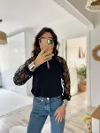 Kadın Uzun Kollu Göğüs Pencere Detay Yaka Boğazlı Kolları Tüllü Sandy Bluz-5