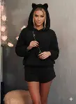Kadın Uzun Kollu Kapşonlu Peluş Bluz Ve Kısa Short Ikili Takım-1