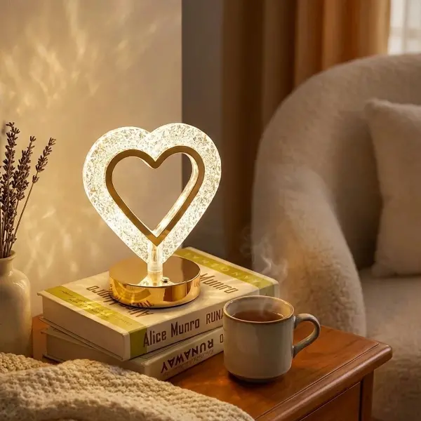 Kalp Şeklinde Kristal LED Masa Lambası – Dokunmatik, 3 Renk Işık Modlu, Şarjlı Mini Dekoratif Gece Lambası (4745)