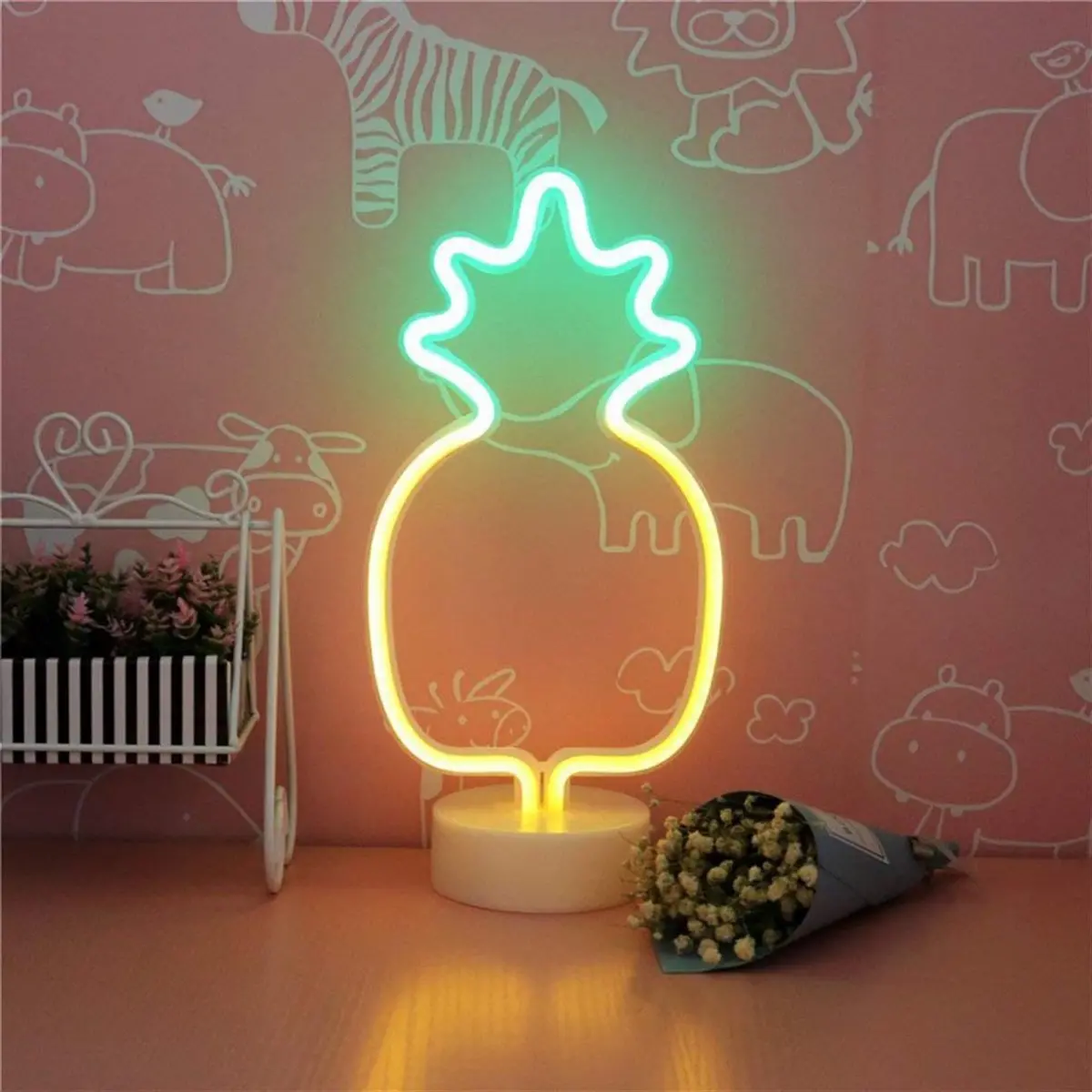 Dekoratif Ananaslı Neon Led Masa Ve Gece Lambası Hediyelik Lamba (4745)
