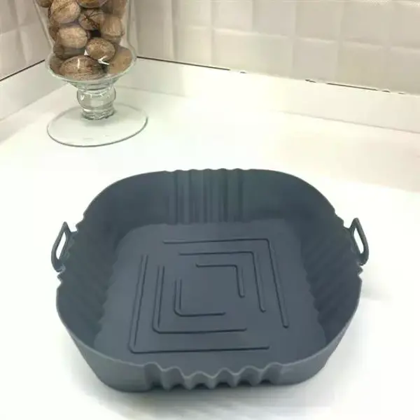 Renkli Isıya Dayanıklı Yıkanılabilir Silikon Fırın Airfryer Kare Model Pişirme Matı 20 cm (4745)