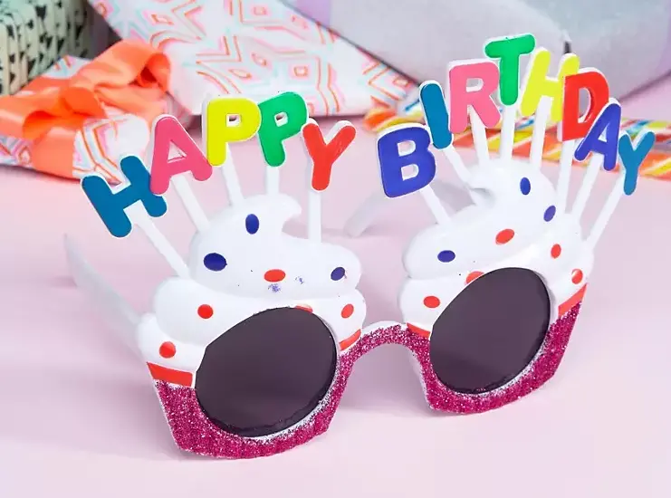 Happy Birthday Yazılı Beyaz Fuşya Renk Parti Gözlüğü 12x7 cm (4745)