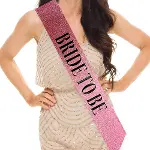 Pembe Üzeri Siyah Büyük Bride To Be Yazılı Simli Işıltılı Kuşak Kemer 10 cm Genişlik (4745)-1