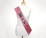 Pembe Üzeri Siyah İtalik Alyanslı Bride To Be Yazılı Simli Işıltılı Kuşak Kemer 10 cm Genişlik (4745)-2