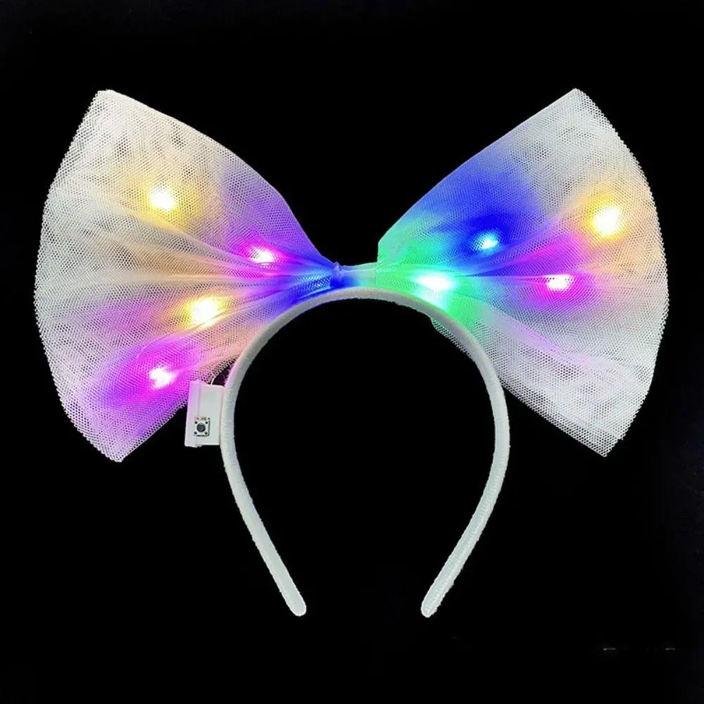 Rengarenk Led Işıklı Fiyonk Şekilli Tül Parti Tacı Beyaz Renk 25x25 cm (4745)