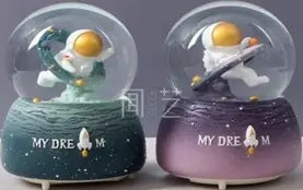 Astronot Kar Küresi Orta Boy WY20K23