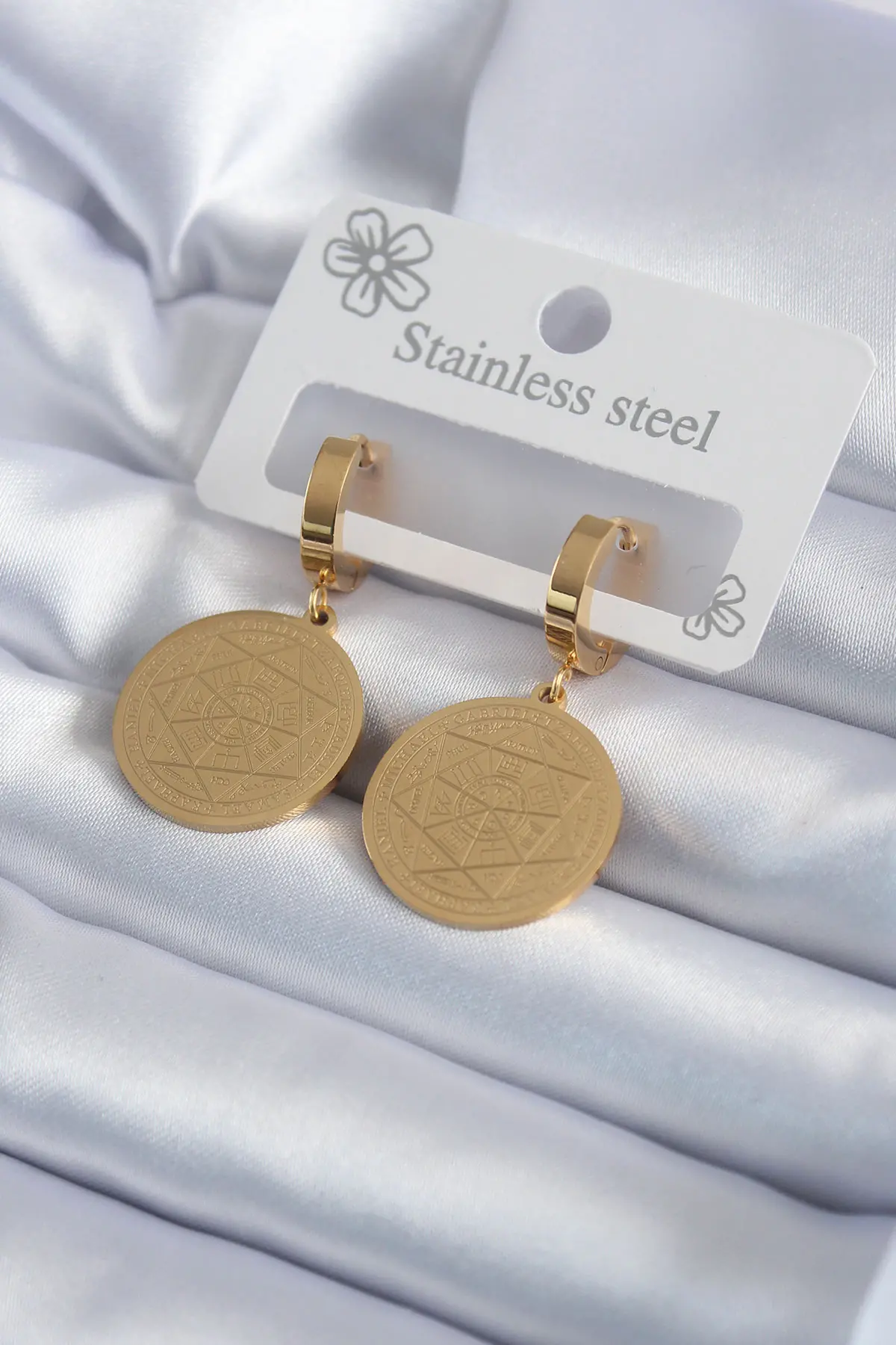316L Çelik Gold Renk Pentagram Yıldızı İşleme Model Kadın Küpe TJ-BKP7992
