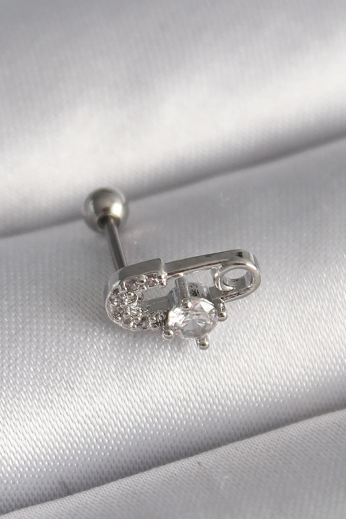 316L Çelik Gümüş Renk Zirkon Taşlı Toplu İğne Tragus Piercing TJ-PR1275