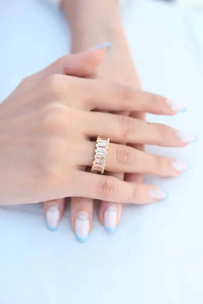 Zirkon Taşlı Baget Gold Renk Kadın Yüzük TJ-BYK2342