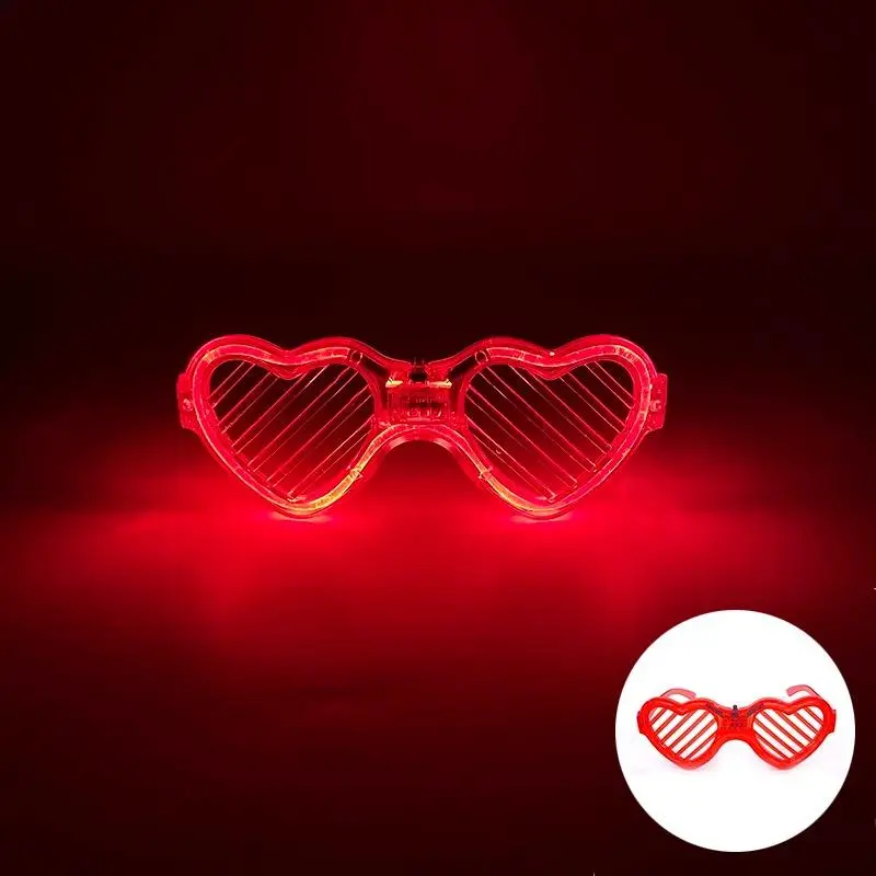 Kırmızı LED Işıklı Kalp Gözlük – 3 Modlu Parti &amp; Glow Gözlüğü