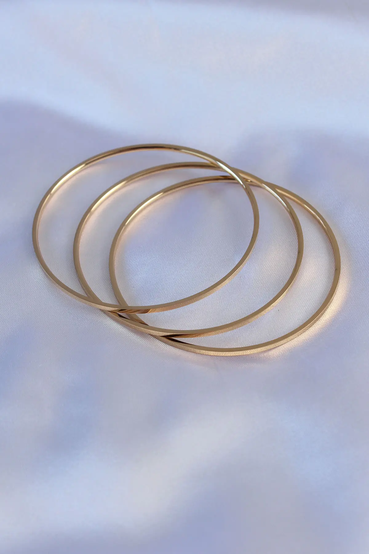 316L Çelik Gold Renk Ajda Model Kadın 65 mm Bilezik TJ-BB5361
