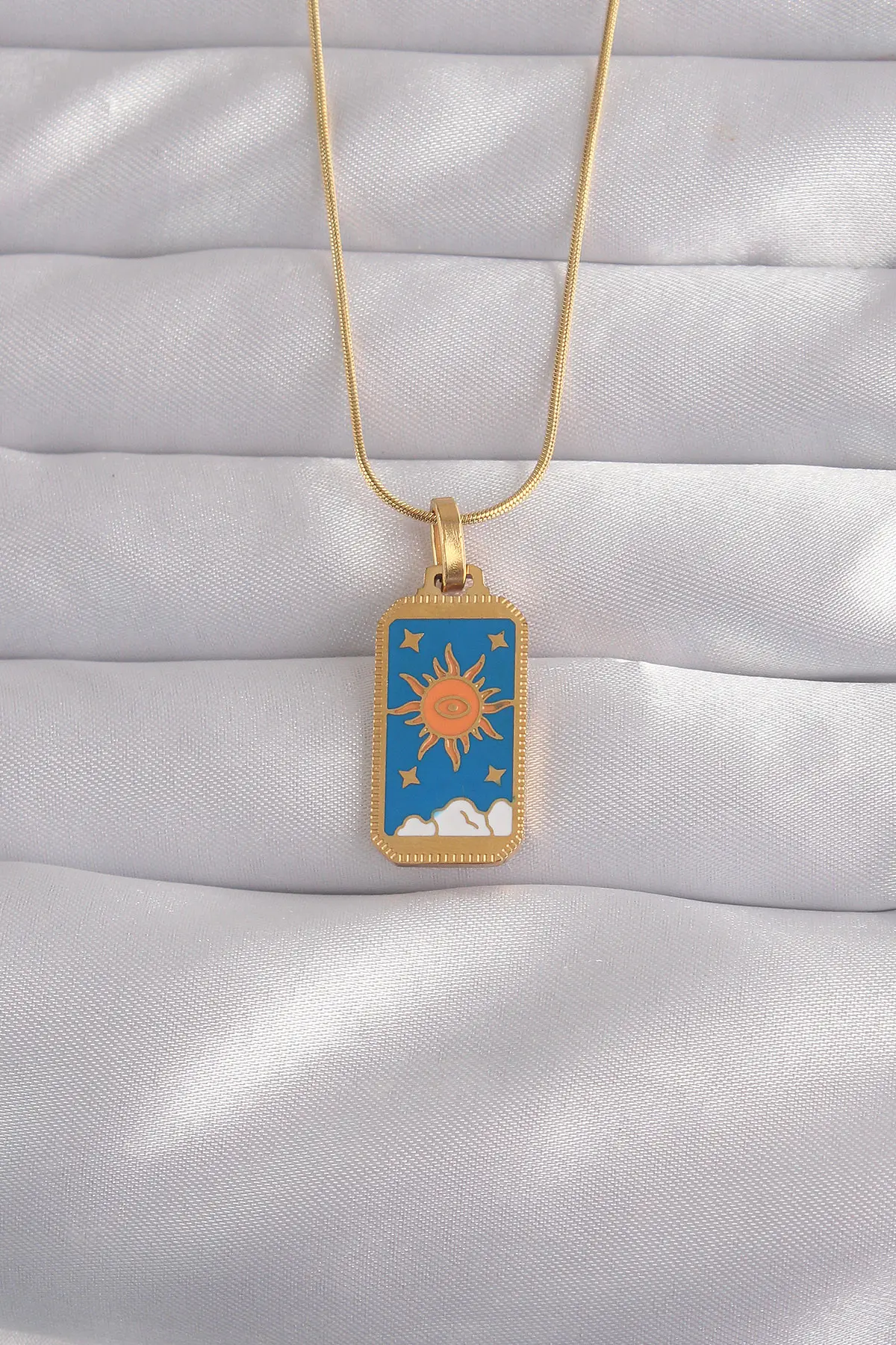 316L Çelik Gold Renk Mavi Mineli Güneş Model Tarot Kolye TJ-BKO9026