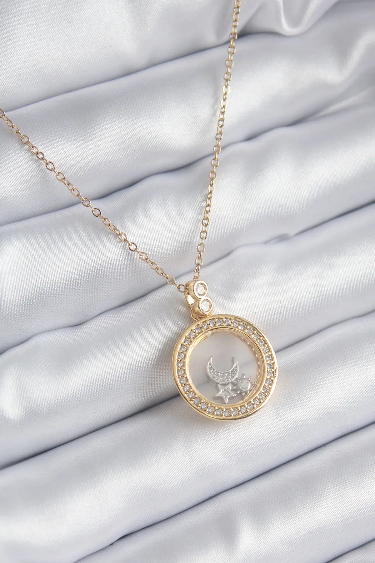 316L Çelik Gold Renk Zirkon Taş Detay Ay Yıldız Fanus Model Kadın Kolye TJ-BKO8194