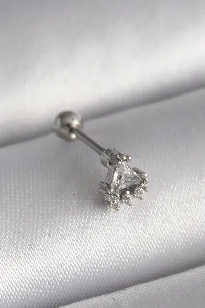 316L Çelik Gümüş Renk Üçgen Zirkon Taşlı Tragus Piercing TJ-PR1239