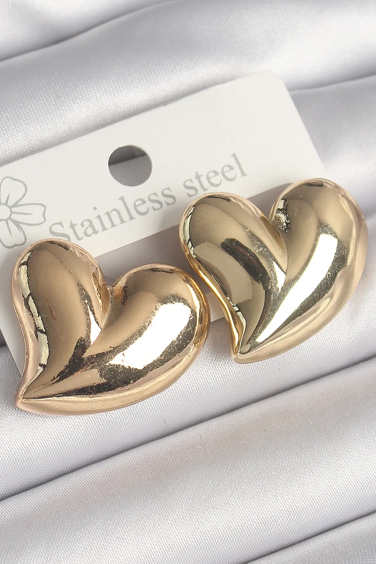 Pirinç Gold Renk Bomba Kalp Model Kadın Küpe TJ-BKP10236