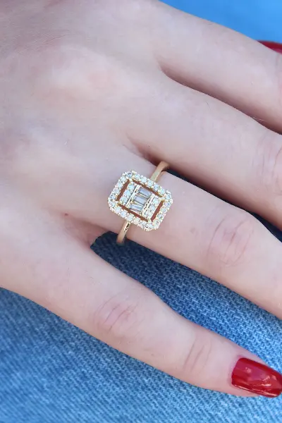 Gold Renk Baget Zirkon Taşlı Kadın Yüzük TJ-BYK2601