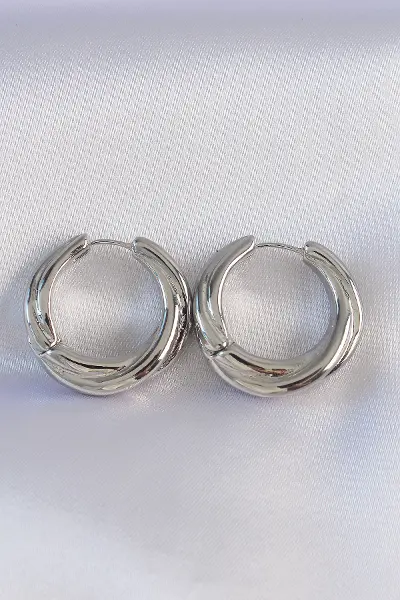 Pirinç Gümüş Renk Asimetrik Kıvrım Küpe TJ-BKP8975