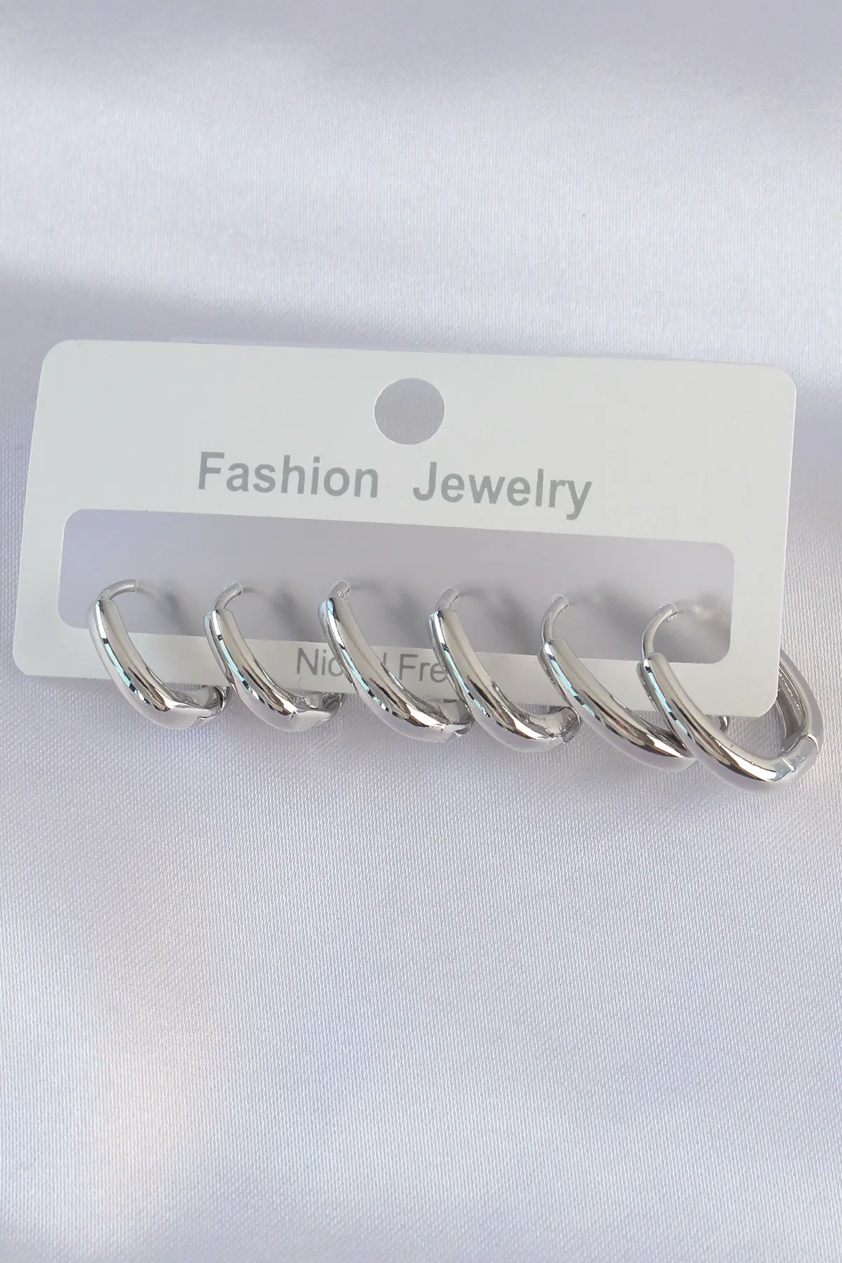 Pirinç Gümüş Renk Oval Küpe Seti TJ-BKP8999