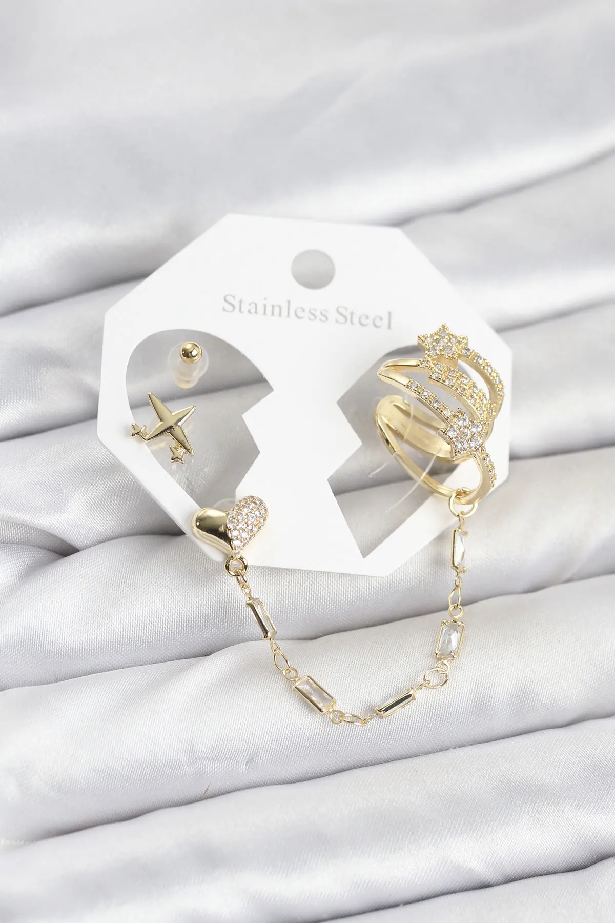 Kalp Yıldız Model Pirinç Gold Renk Zincir Bağlantılı Ear Cuff Küpe Seti TJ-BKP11547