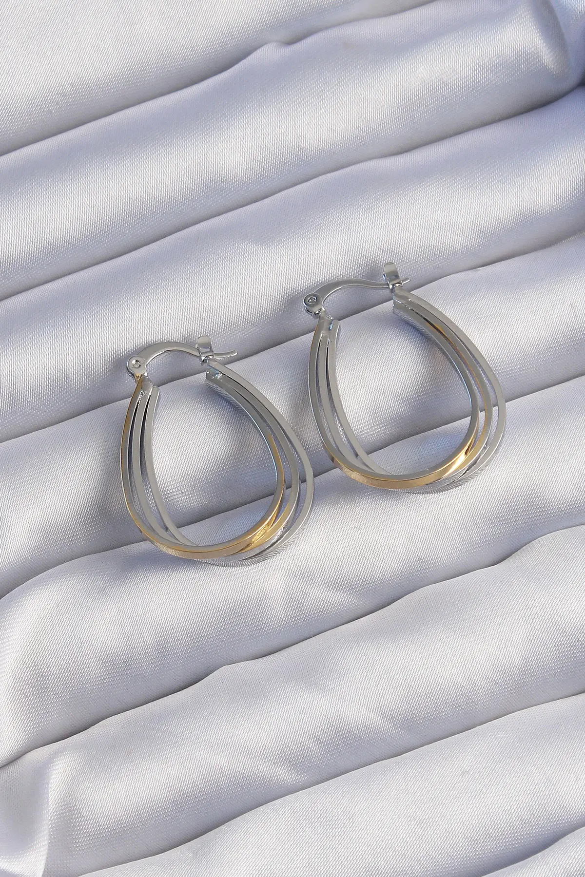 Pirinç Gold Gümüş Renkli Oval Çoklu Görünümlü Küpe TJ-BKP9223