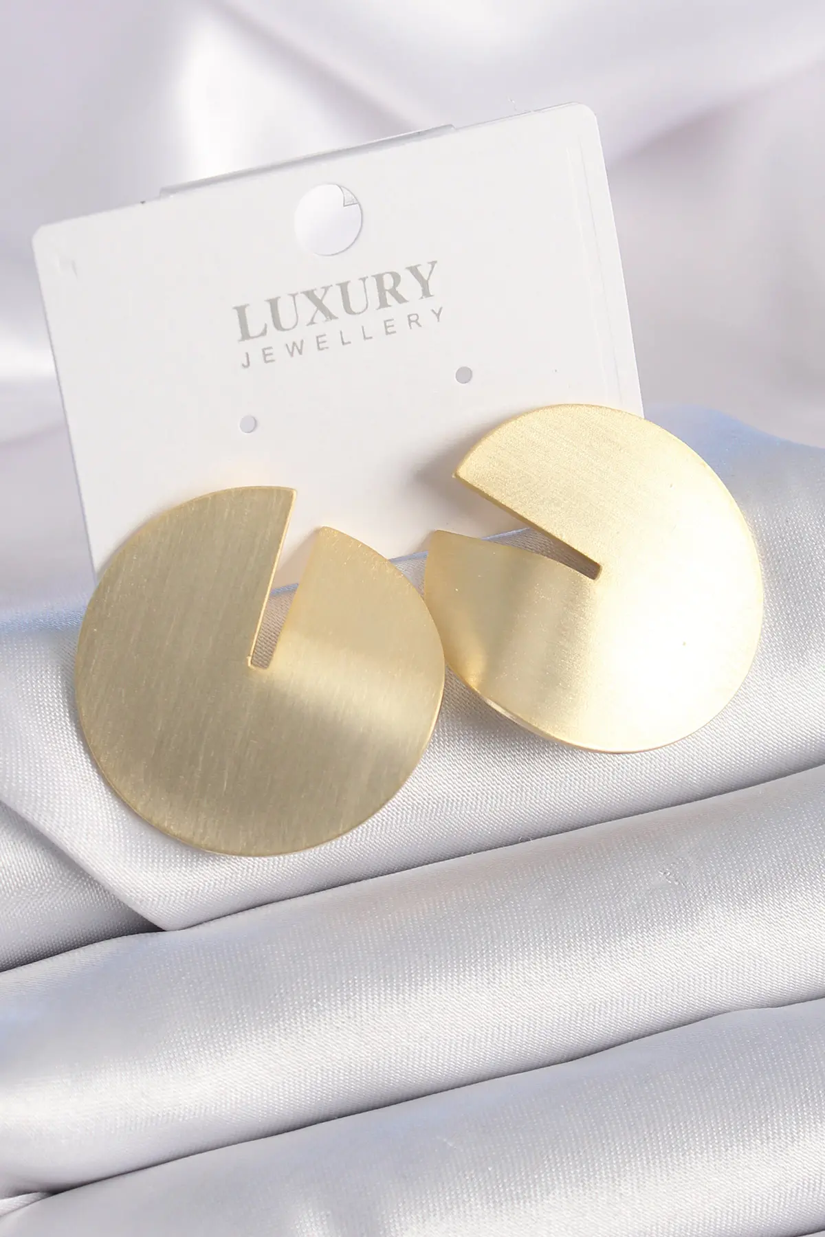 Pirinç Gold Renk Daire Plaka Model Kadın Küpe TJ-BKP9525