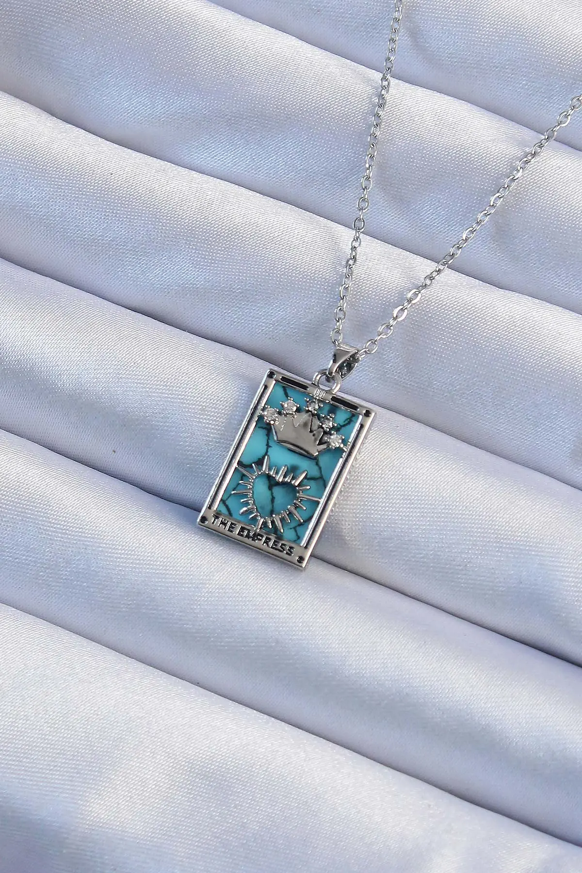 316L Çelik Zincir Gümüş Renk Zirkon Taşlı Mavi Mermer Desenli Taç Model Tarot Kolye TJ-BKO9244
