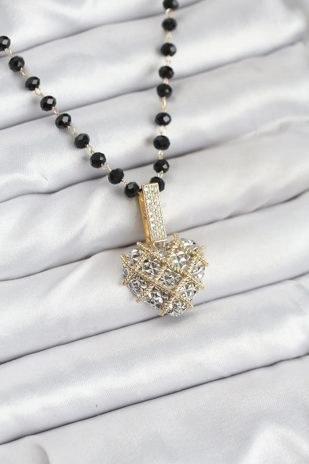 316L Çelik Zincir Kristal Boncuklu Kalpli Kadın Kolye - TJ-BKO10562
