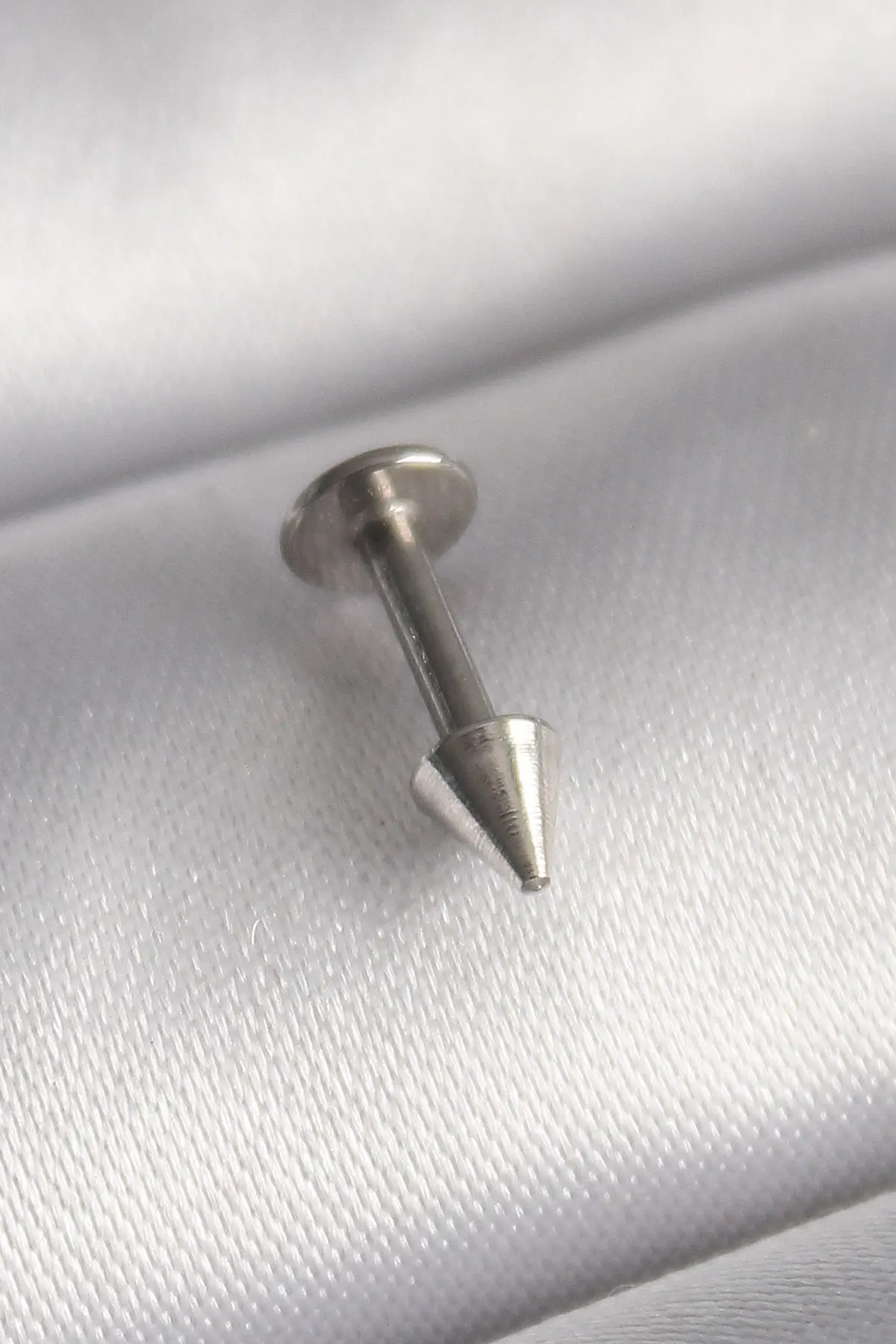 316L Çelik Gümüş Renk Çivi Model Piercing TJ-PR1370