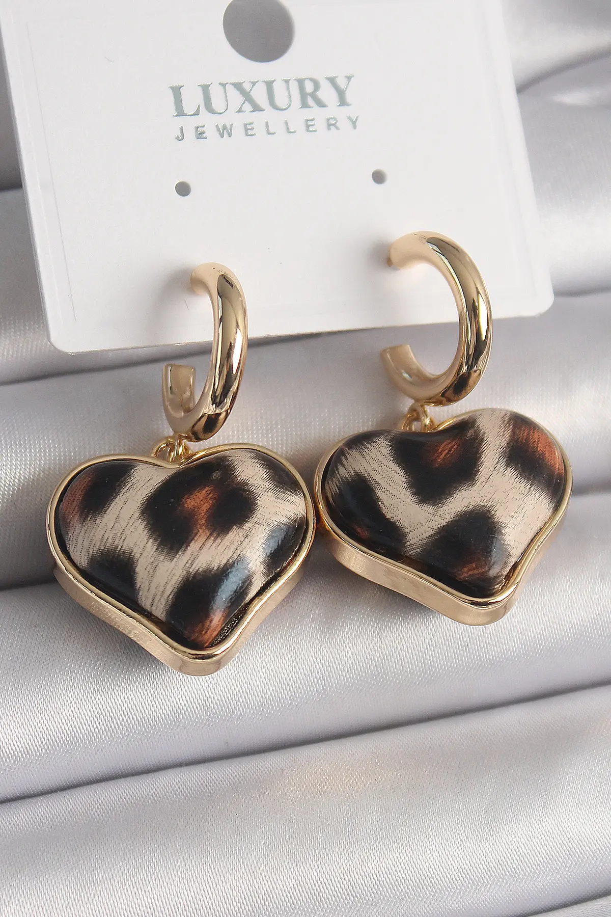 Pirinç Gold Renk 3D Kalp Leopar Model Kadın Küpe TJ-BKP9876