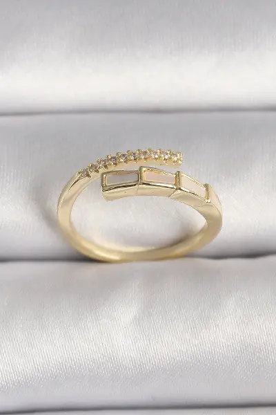 Pirinç Gold Renk Zirkon Taş Detaylı Yılan Model Ayarlanabilir Yüzük TJ-BYK3539
