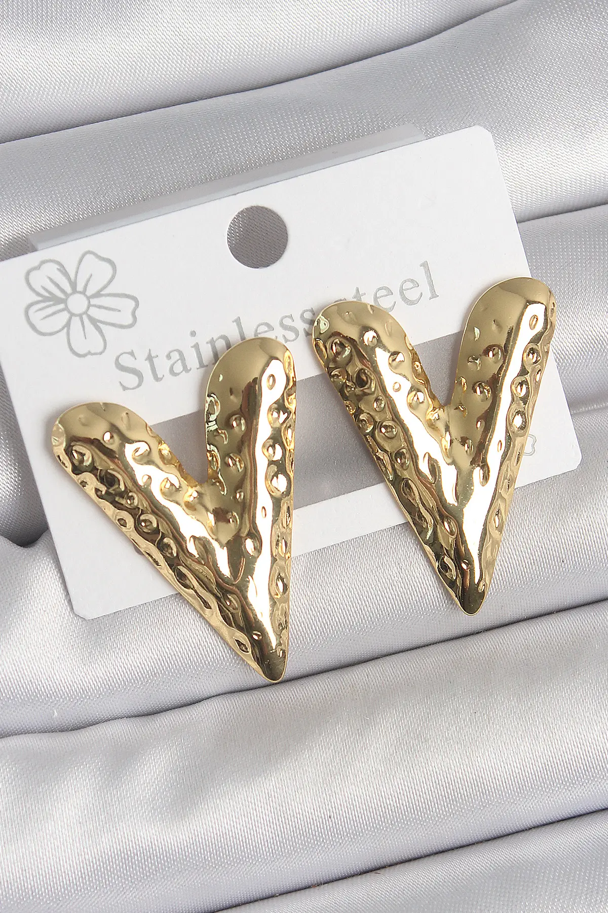 316 Çelik Gold Renk İşlemeli Kalp Model Kadın Küpe TJ-BKP10523