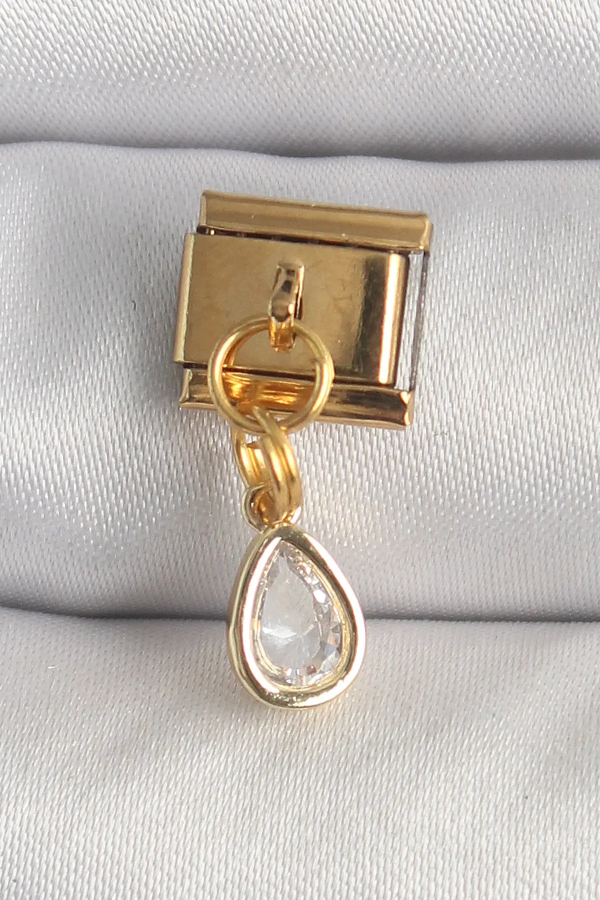 316L Çelik Gold Renk Sallantı Damla Zirkon Taşlı Nomination Charm TJ-BC1345