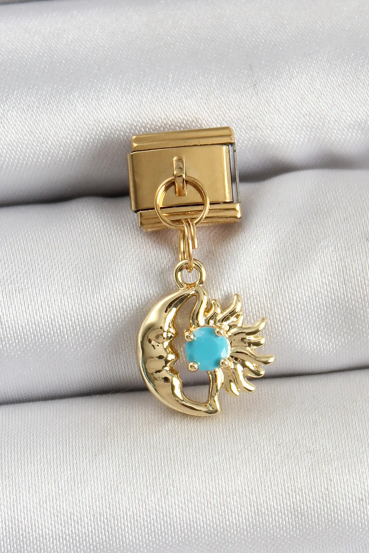 316L Çelik Sallantılı Ay Ve Güneş Model Gold Renk Nomination Charm TJ-BC1435