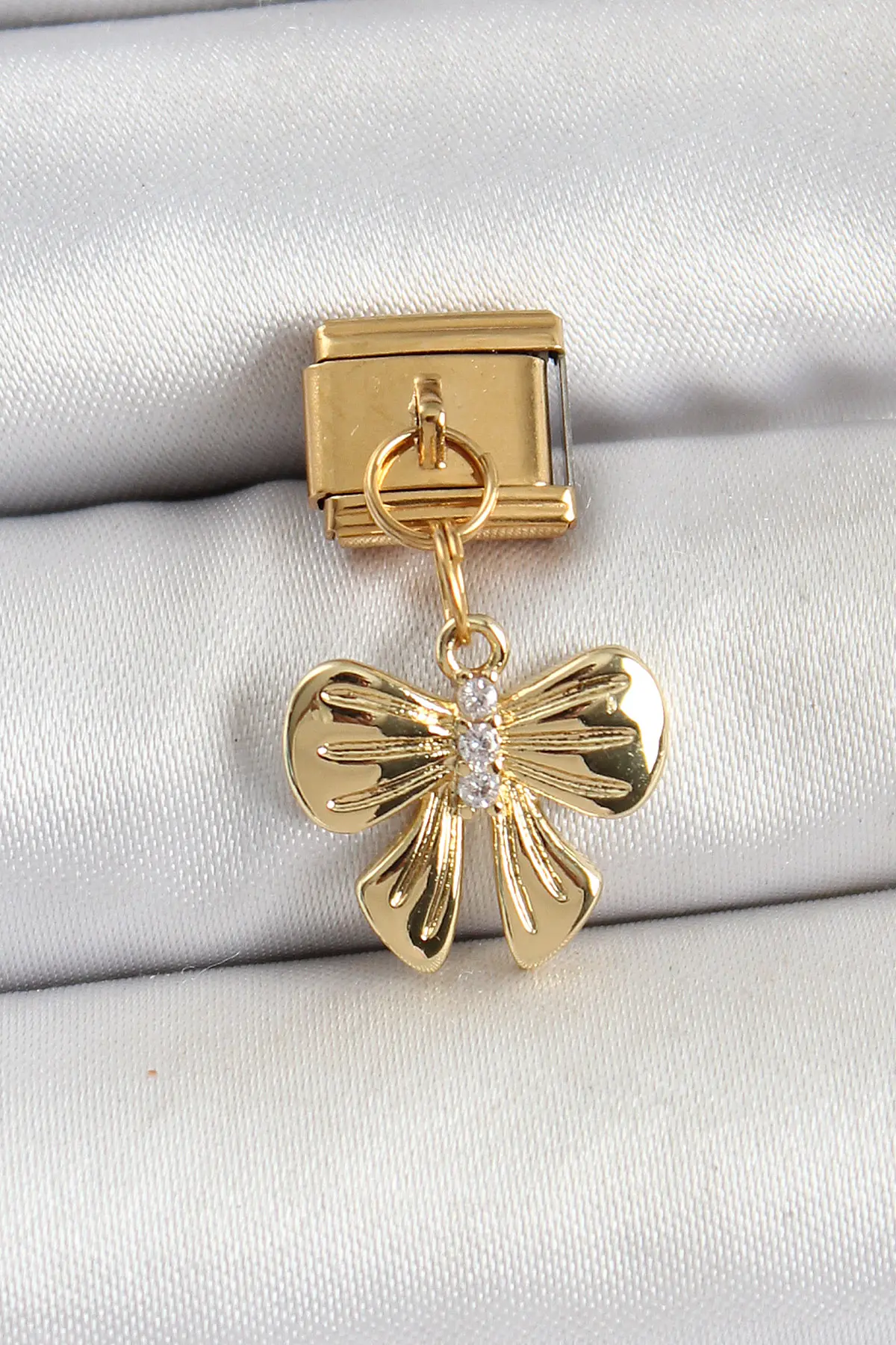 316L Çelik Sallantılı Zirkon Taşlı Fiyonk Model Gold Renk Nomination Charm TJ-BC1441