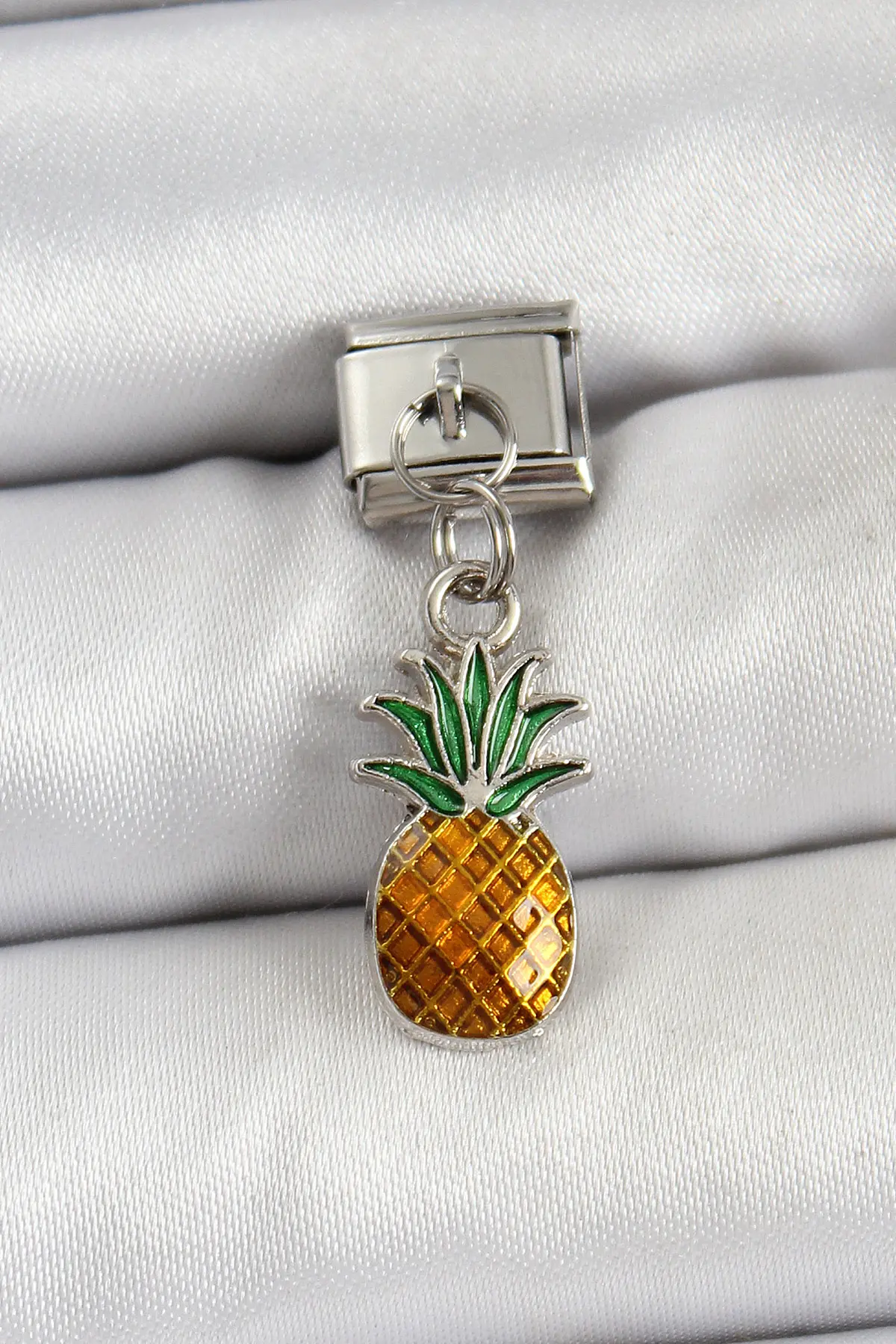 316L Çelik Sallantılı Ananas Model Gümüş Renk Nomination Charm TJ-BC1468