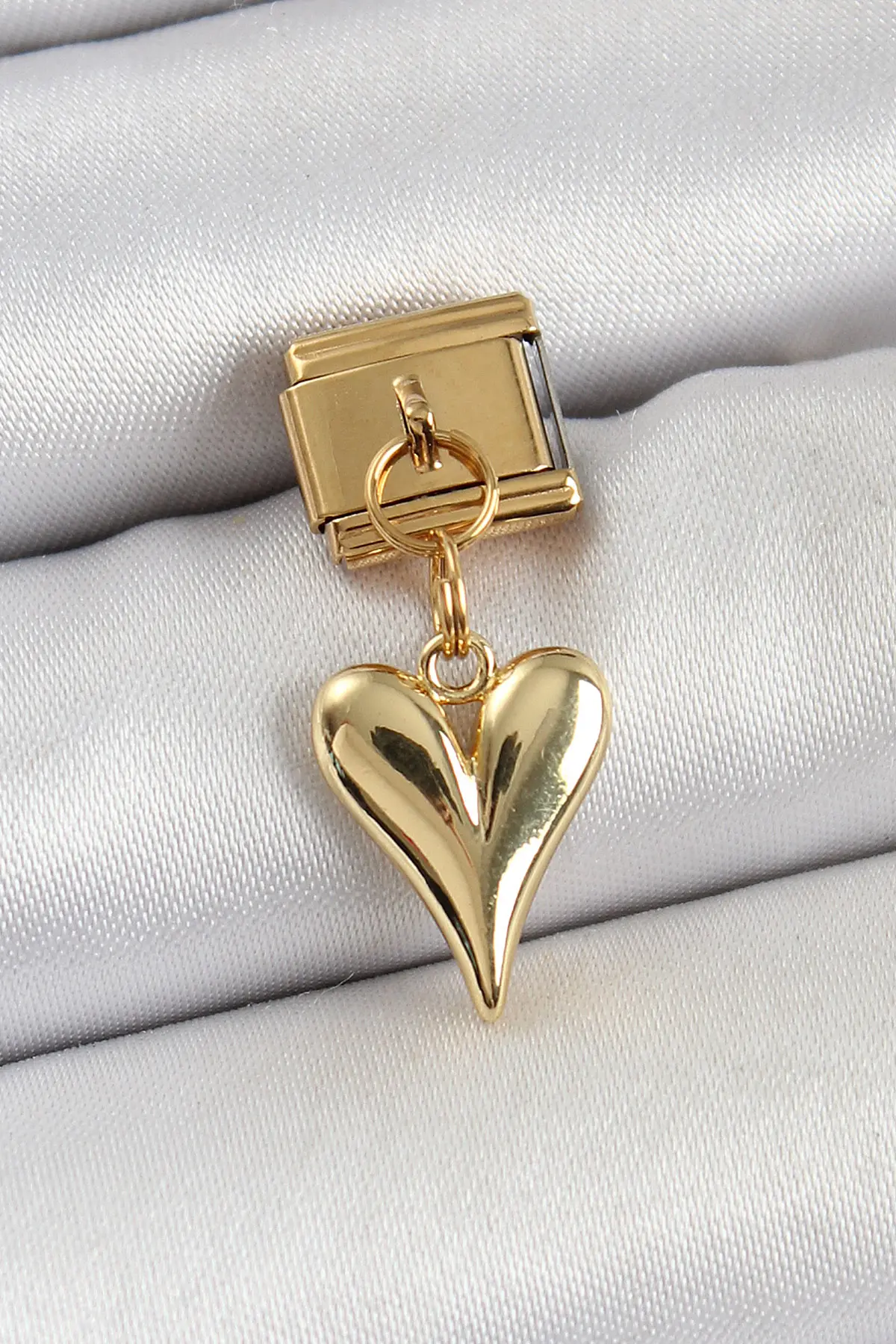 316L Çelik Sallantılı Kalp Model Gold Renk Nomination Charm TJ-BC1399