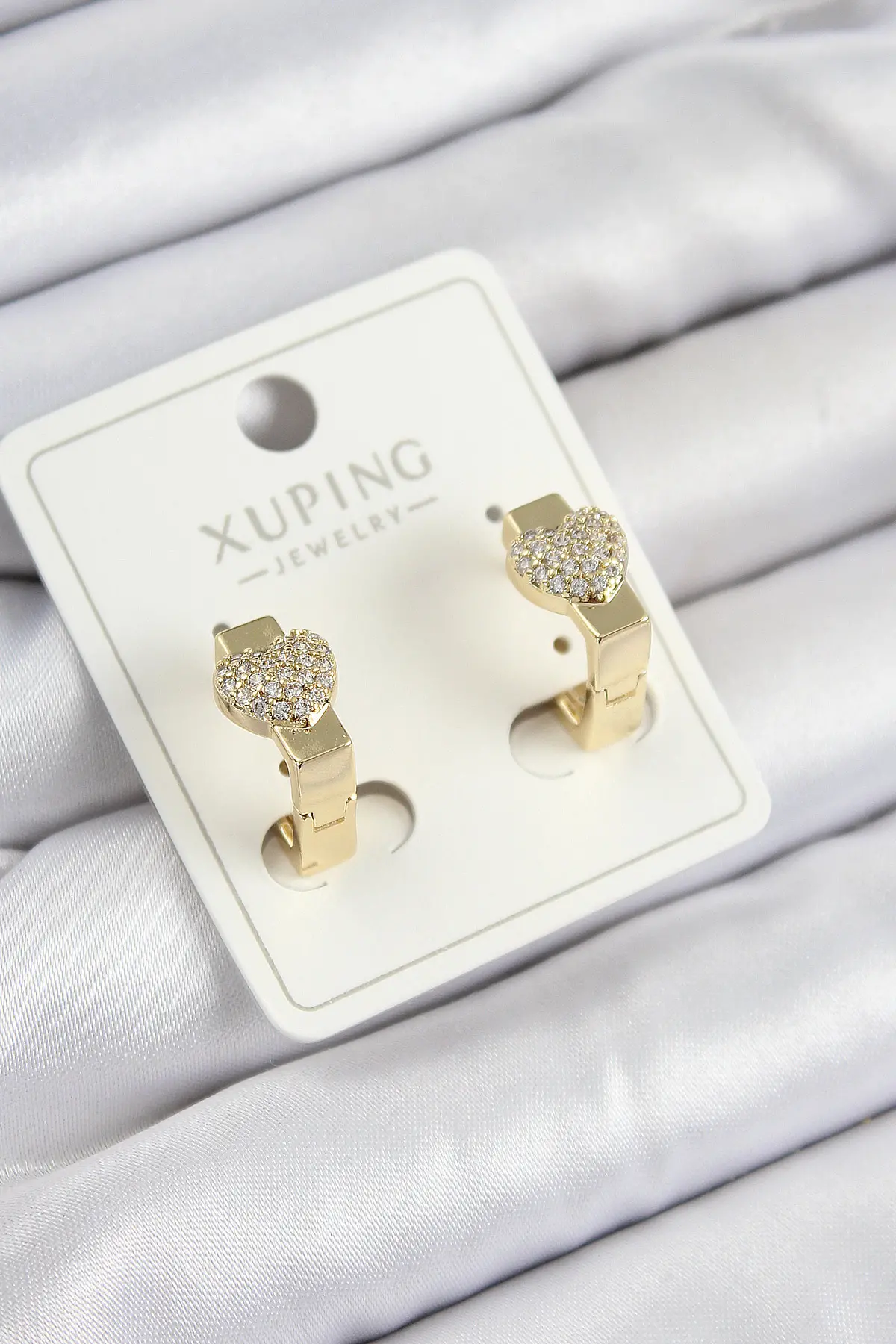 Xuping Zirkon Taşlı Kalp Model Gold Renk Kadın Küpe TJ-BKP10857