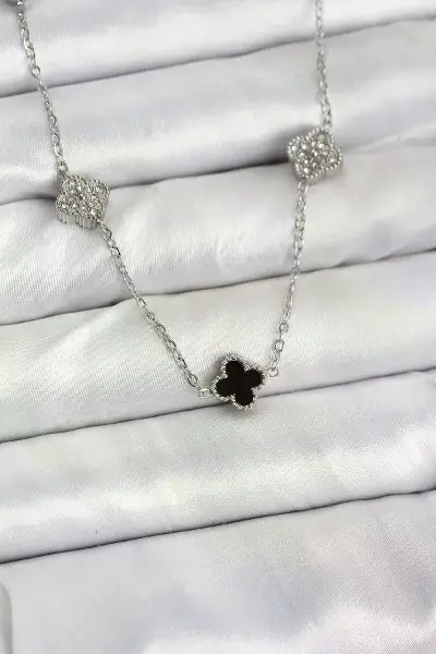 316L Çelik Zincir Gümüş Renk Siyah ve Zirkon Taşlı Baby Boy Yonca Kadın Kolye TJ-BKO10591