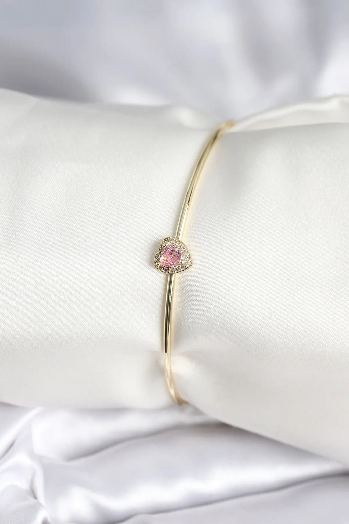 Pembe Zirkon Taşlı Kalp Model Gold Renk Kadın Bileklik TJ-BB8001