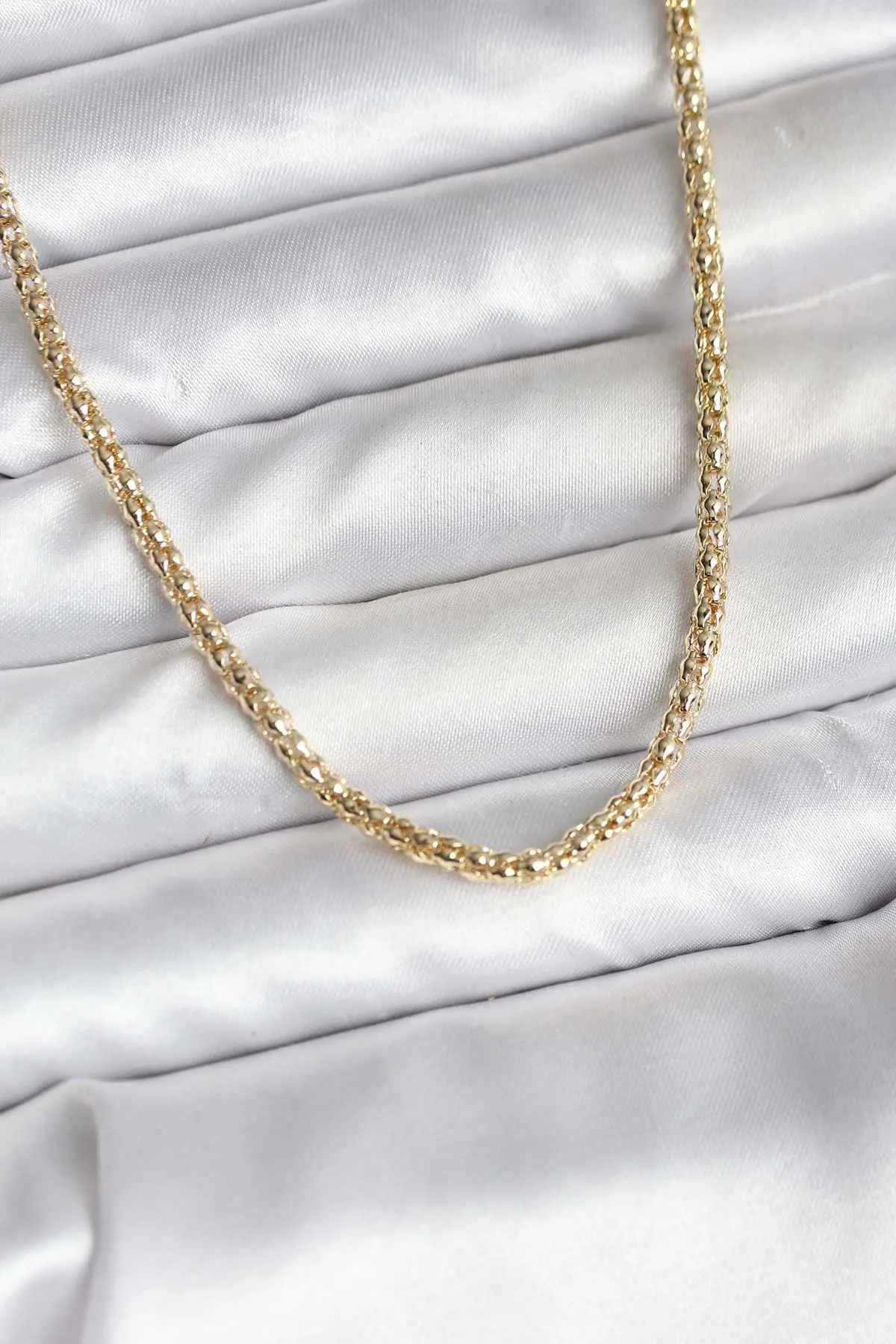 14K Gold Renk Kaplama Boru Zincir Model CM Kadın Kolye TJ-BKO10740