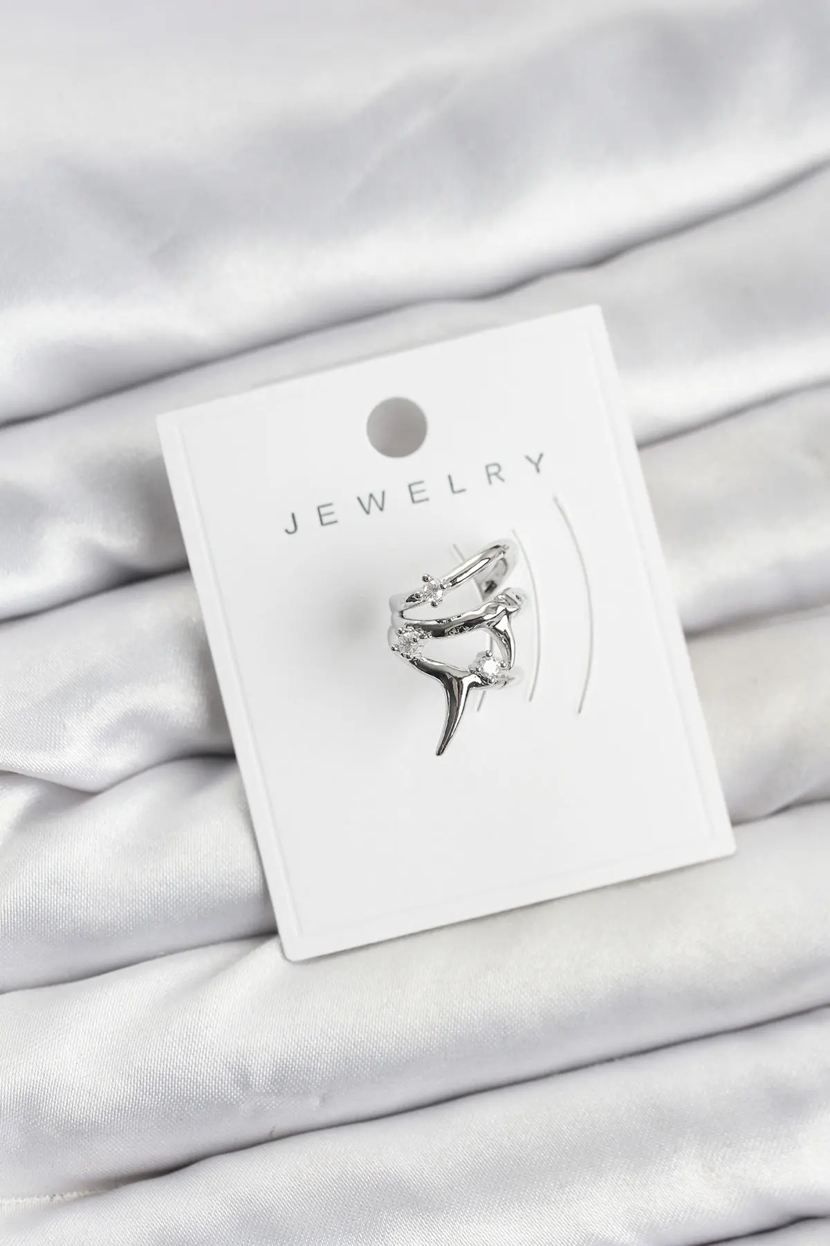 Gümüş Renk Pirinç Diken Model Kıkırdak Earcuff Küpe TJ-BKP11622