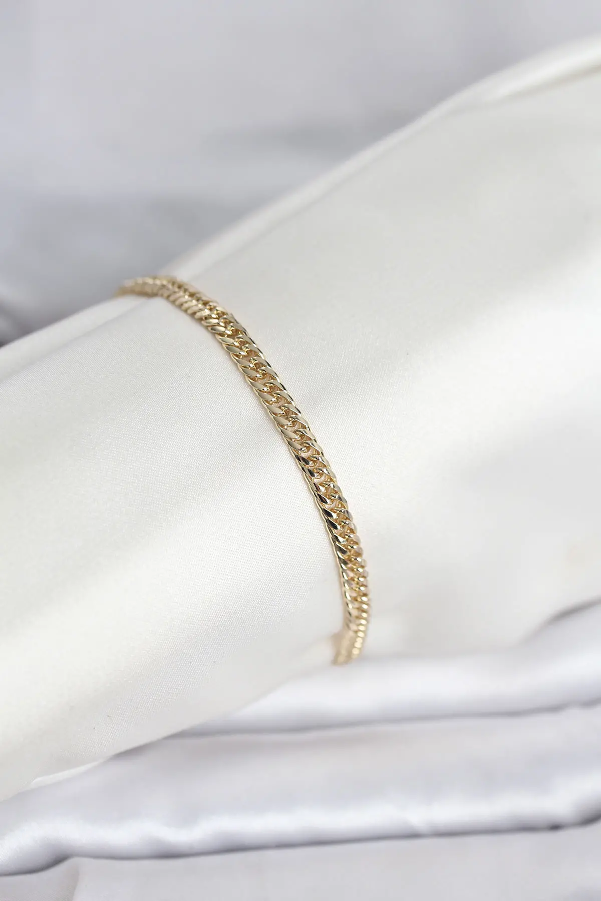 CM 14K Gold Renk Zincir Model Kadın Bileklik TJ-BB8285