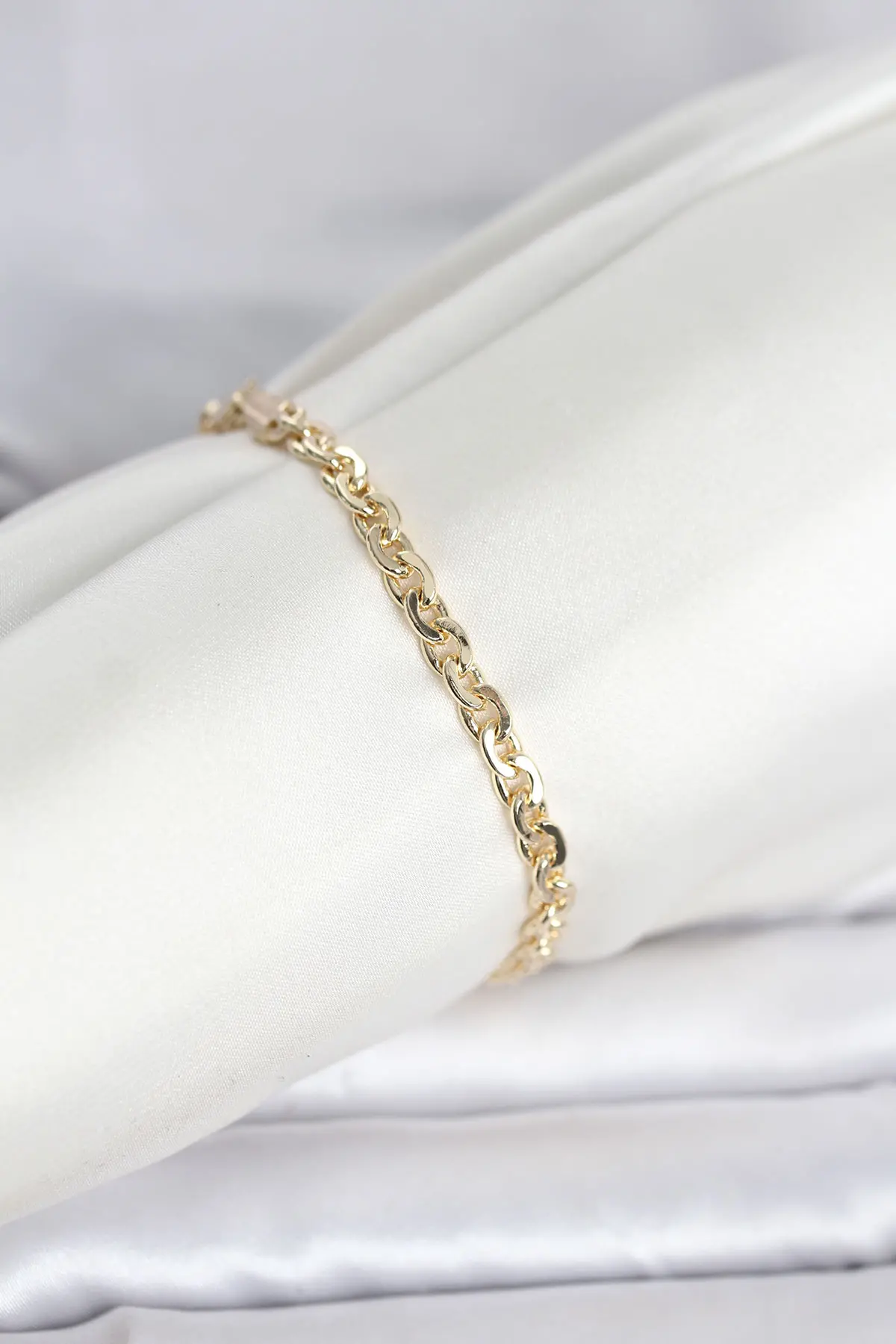 CM 14K Gold Renk Zincir Model Kadın Bileklik TJ-BB8289