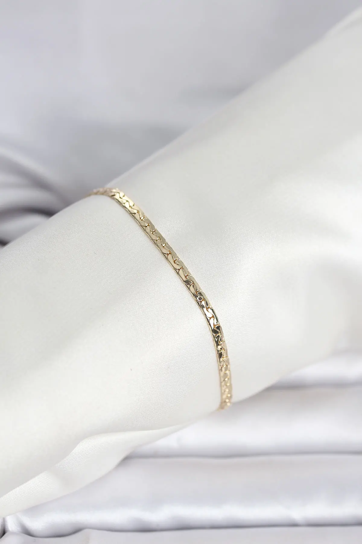 CM 14K Gold Renk Yassı Ezme Zincir Model Kadın Bileklik TJ-BB8292