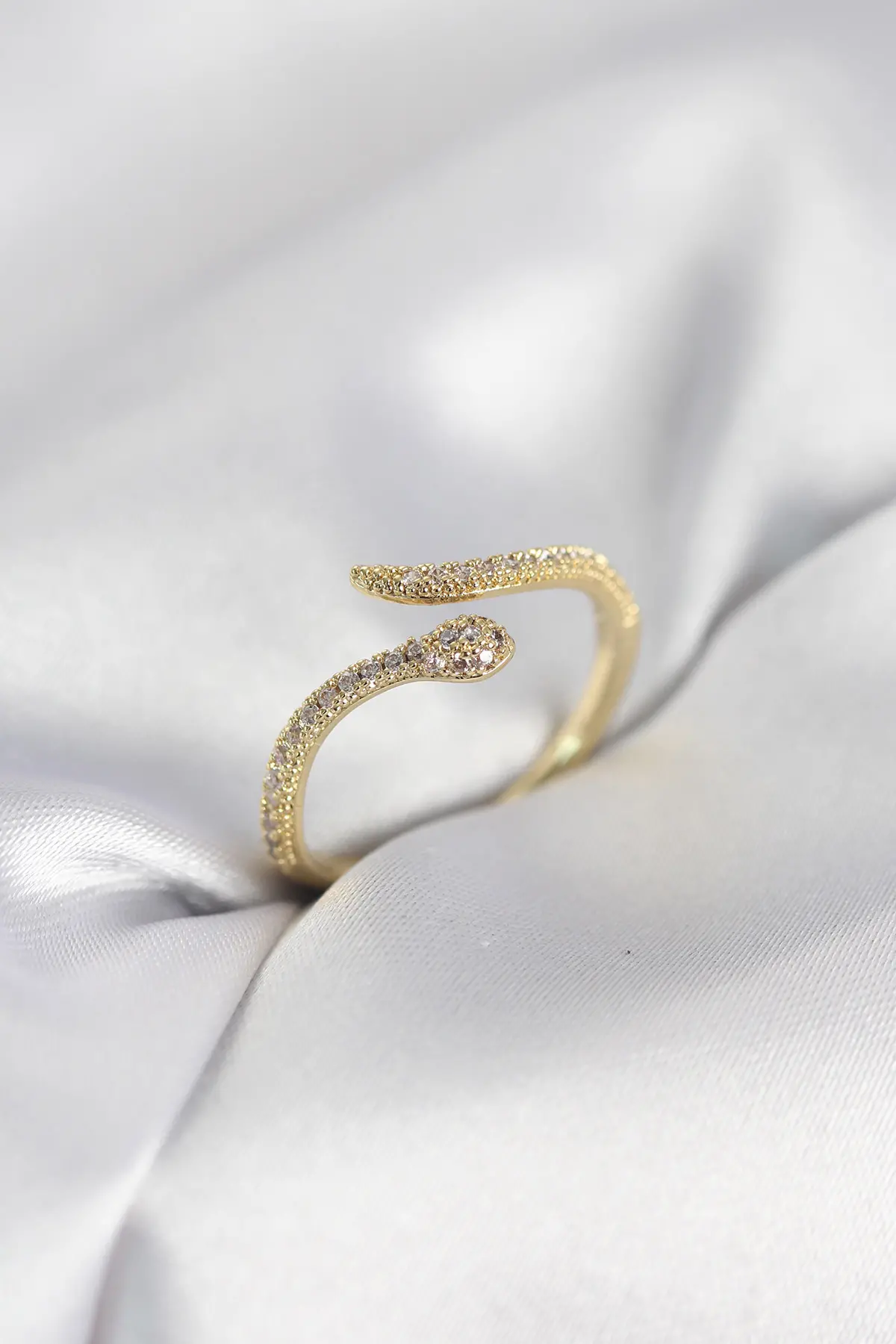 Gold Renk Yılan Model Zirkon Taşlı Kadın Yüzük TJ-BYK4072