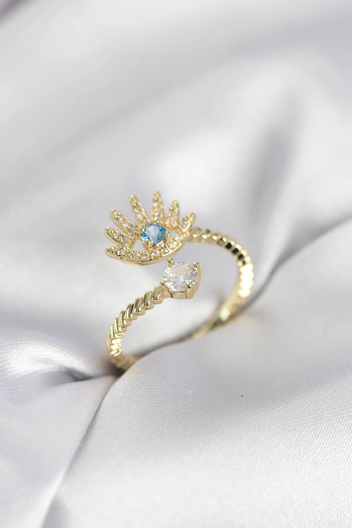 Gold Renk Göz Model Zirkon Taşlı Kadın Yüzük TJ-BYK4074