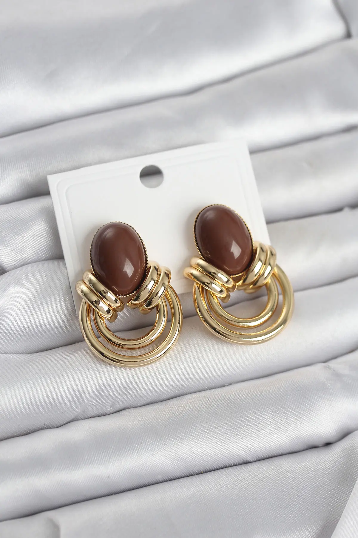 Pirinç Gold Renk Kahverengi Taşlı Vintage Kadın Küpe TJ-BKP11680